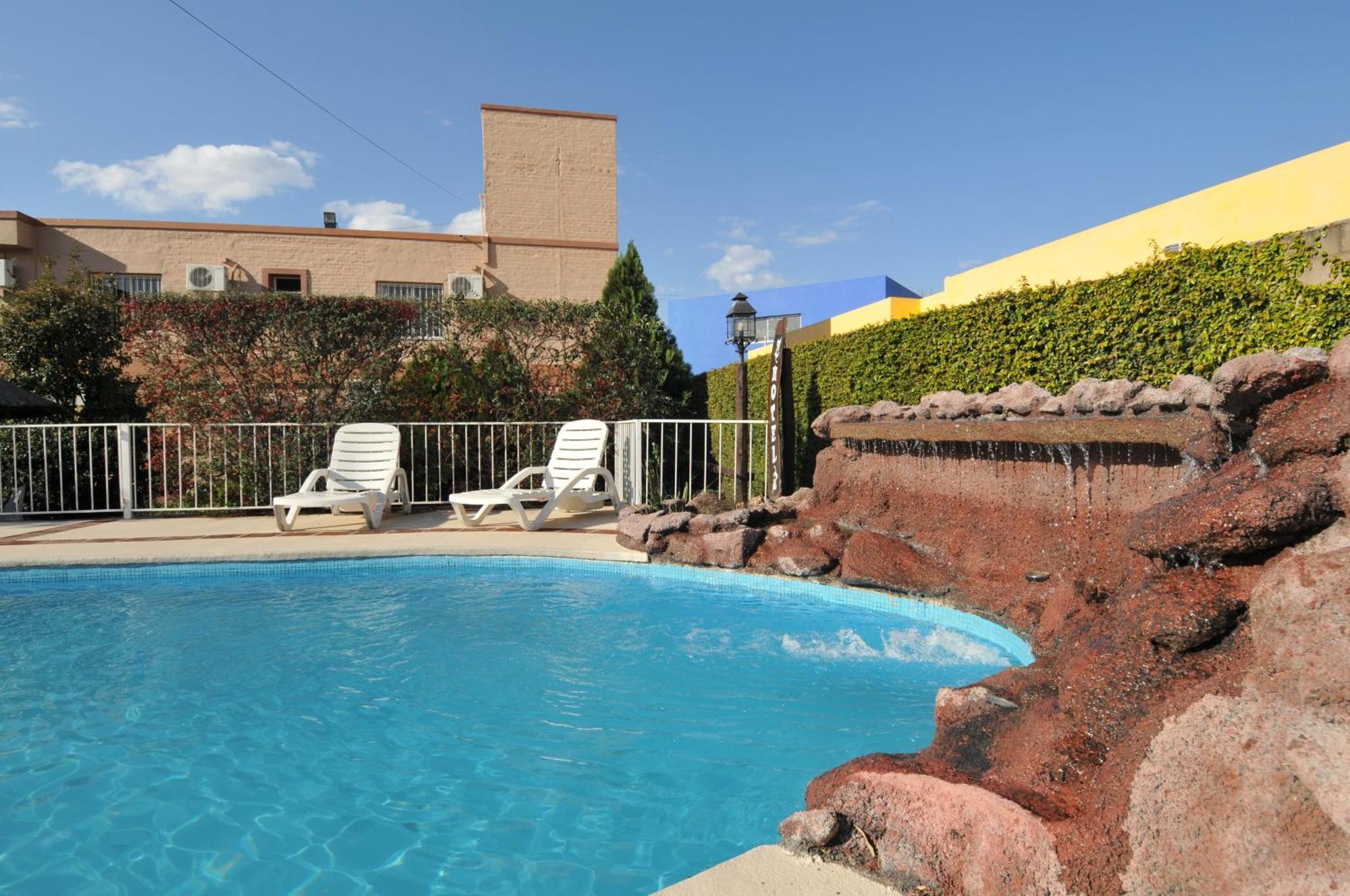 ויז'ה קרלוס פאס Casa Nostra Hotel מראה חיצוני תמונה