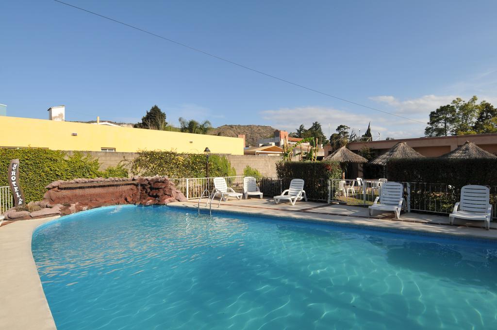 ויז'ה קרלוס פאס Casa Nostra Hotel מראה חיצוני תמונה