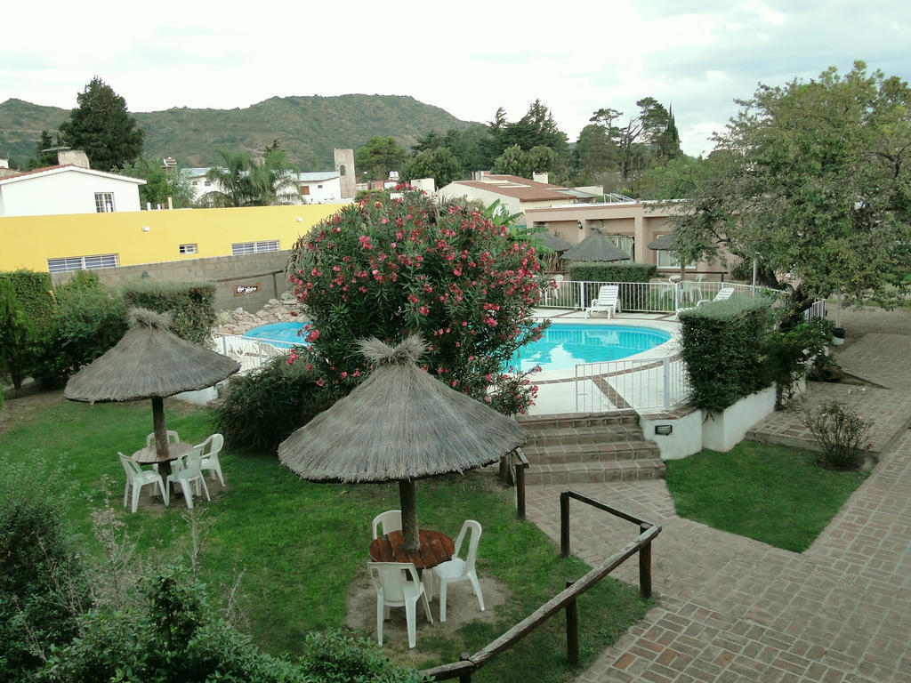 ויז'ה קרלוס פאס Casa Nostra Hotel מראה חיצוני תמונה