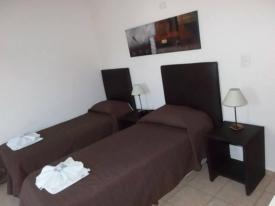 ויז'ה קרלוס פאס Casa Nostra Hotel מראה חיצוני תמונה
