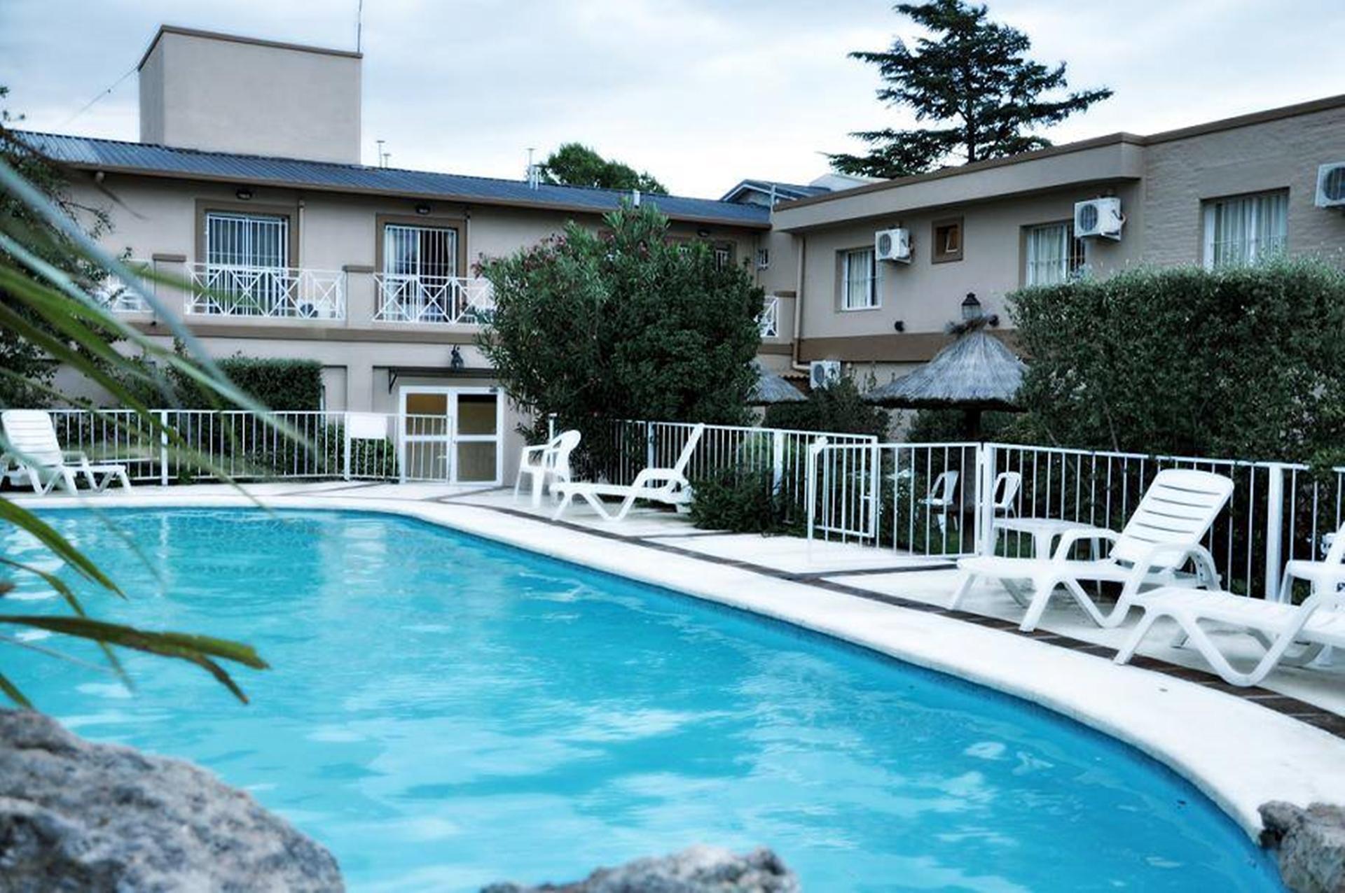 ויז'ה קרלוס פאס Casa Nostra Hotel מראה חיצוני תמונה
