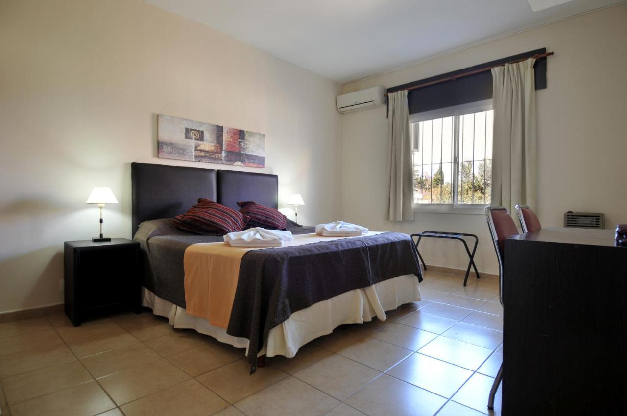 ויז'ה קרלוס פאס Casa Nostra Hotel מראה חיצוני תמונה