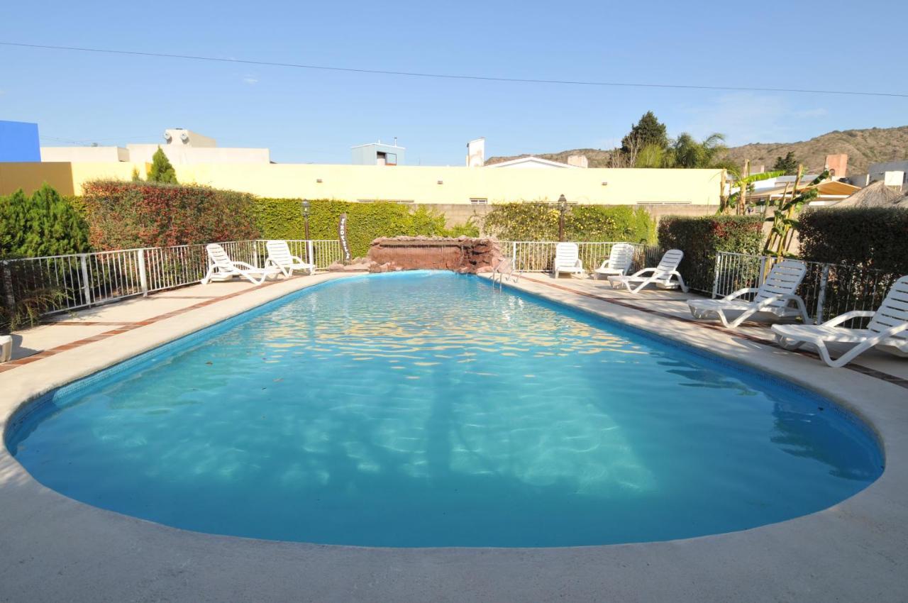 ויז'ה קרלוס פאס Casa Nostra Hotel מראה חיצוני תמונה